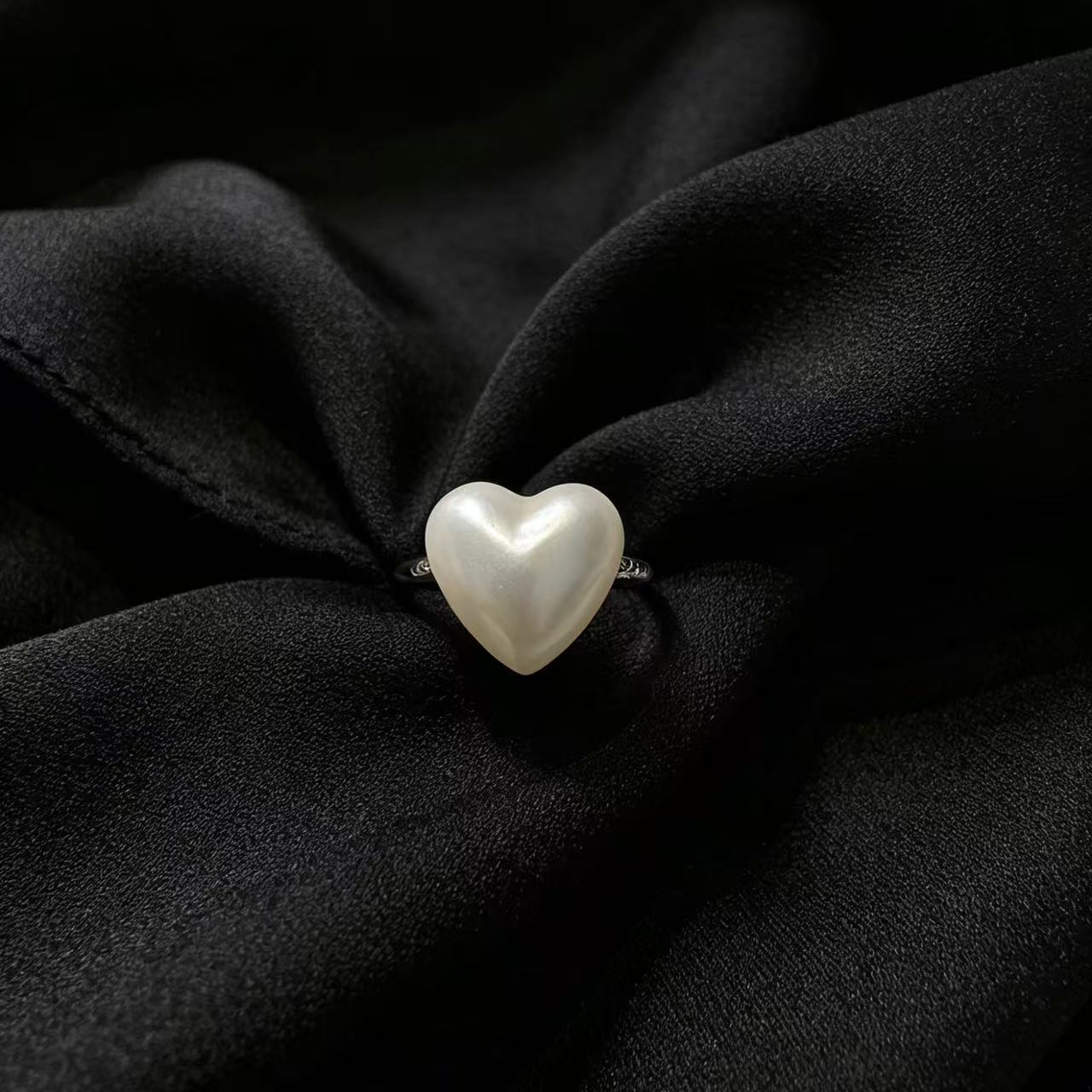 S925 Sliver Love Heart Design Seawater Mabe Pearl ring(14mm)