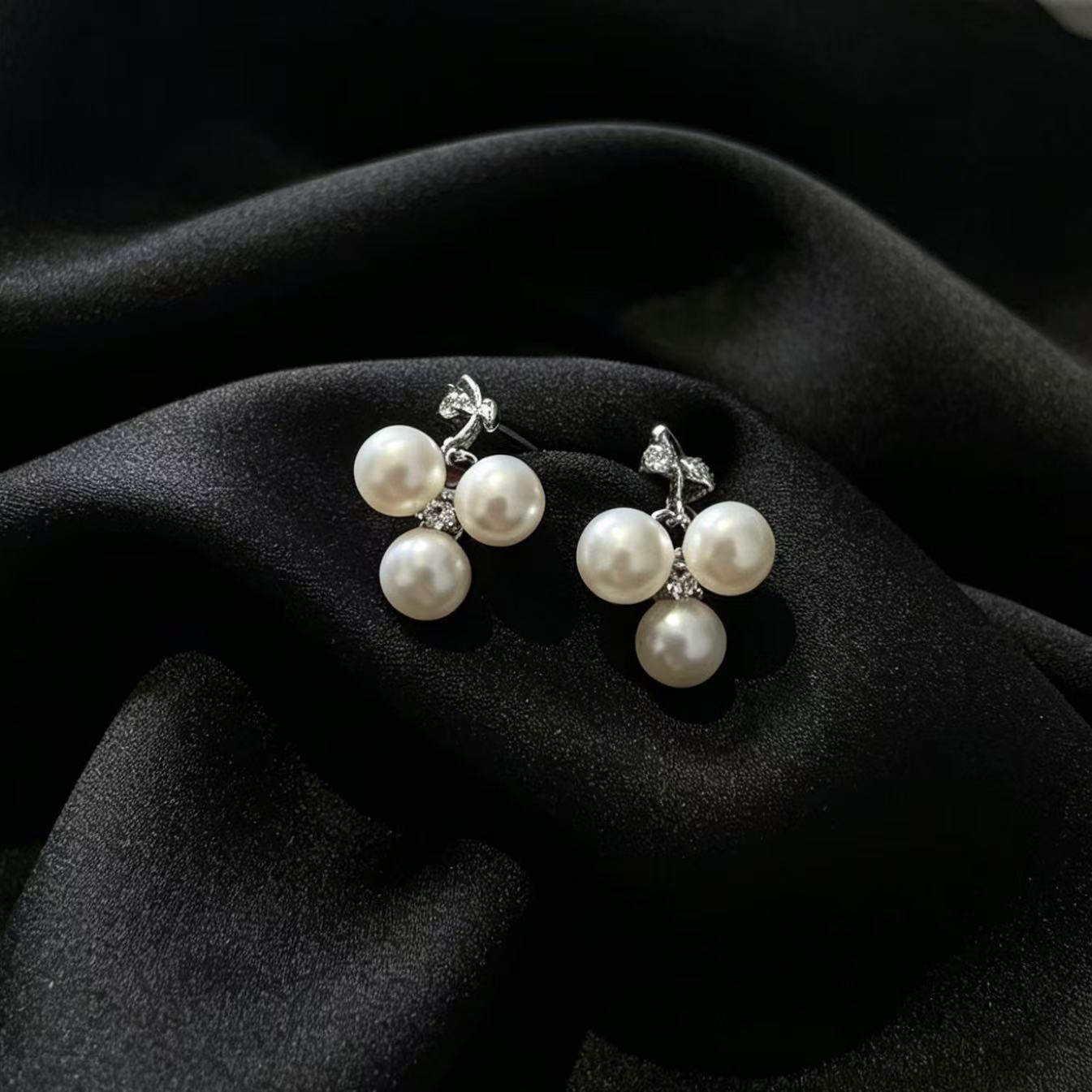 S925 Sliver Grape Design Freshwater Pearl earrings(6mm)