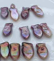00.0 Colorful Koi Fish Pearl Oyster