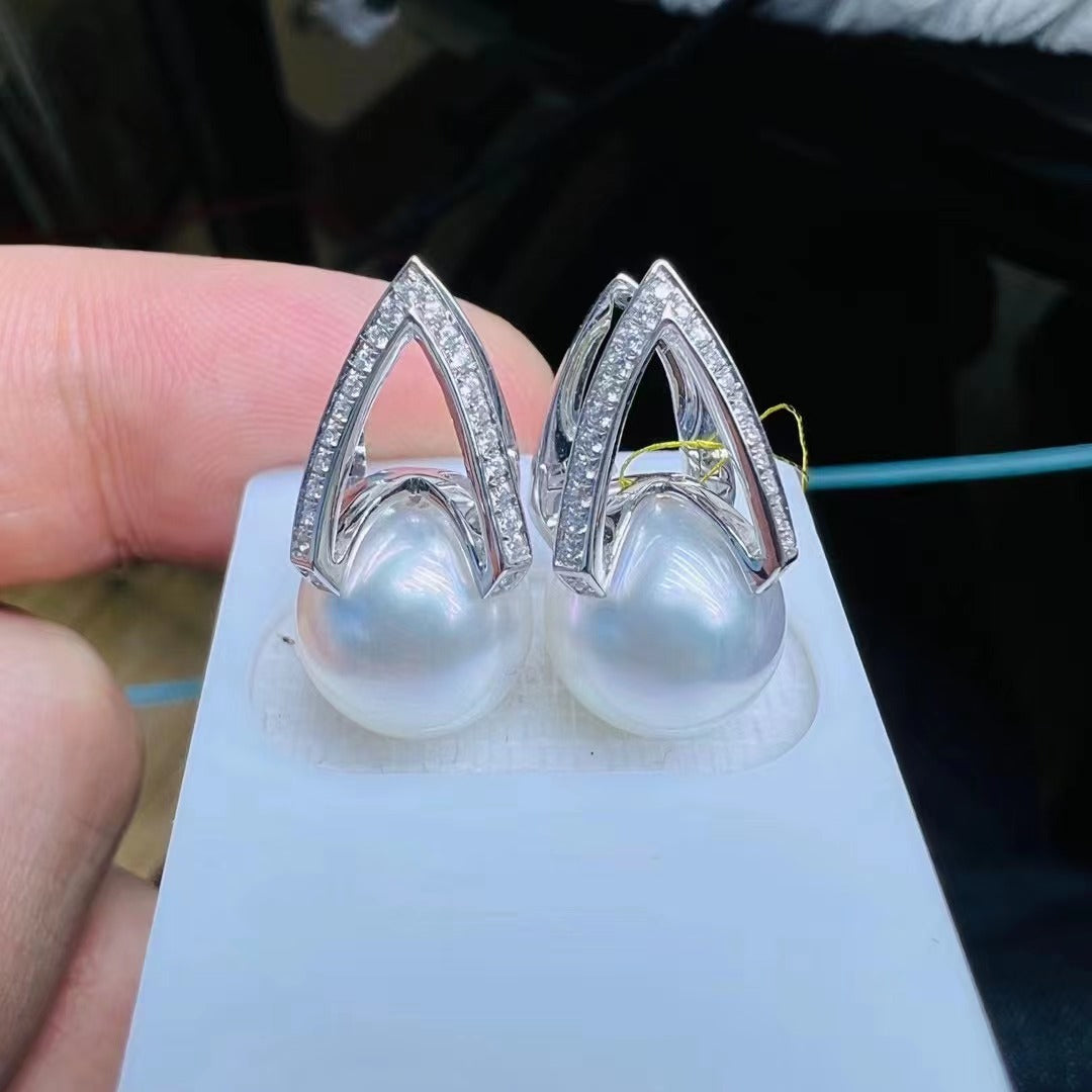 A62. Finished Pearl Jewelry  products